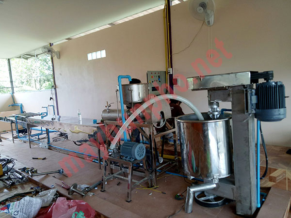 Máy làm bún phở 11