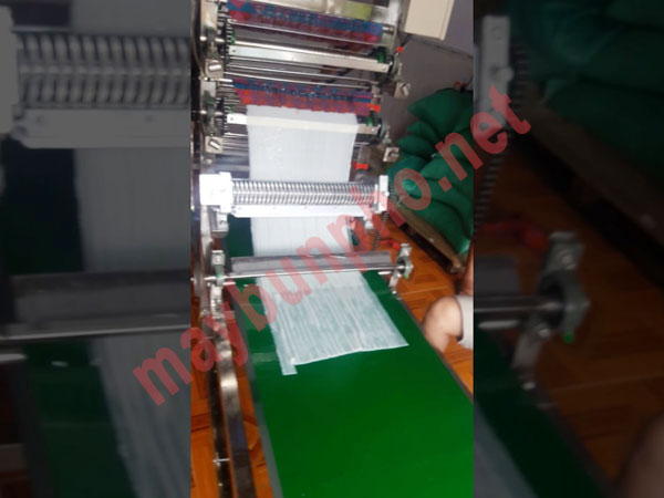 Máy tráng mì quảng